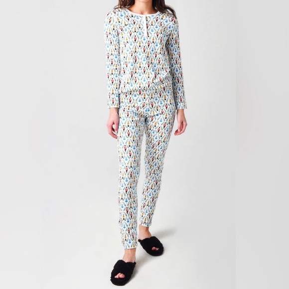 Roller Rabbit | Sugar Plum Party Pajams - Picture 5 of 7